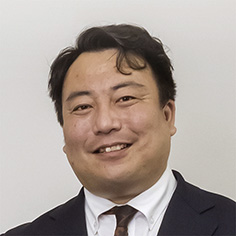 井上 直也 氏